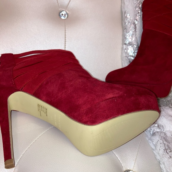 NEW RARE Colin Stuart Red Faux Suede Strappy Platform Ankle Boots Size 11B HTF - Picture 12 of 13